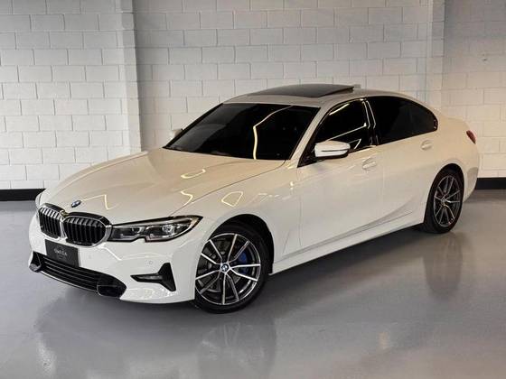 BMW 330i 2.0 16V TURBO GASOLINA SPORT AUTOMÁTICO BMW 330i 2.0 16V TURBO GASOLINA SPORT AUTOMÁTICO
